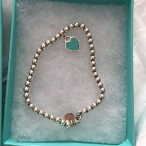 Tiffany’s Heart Bead Bracelet